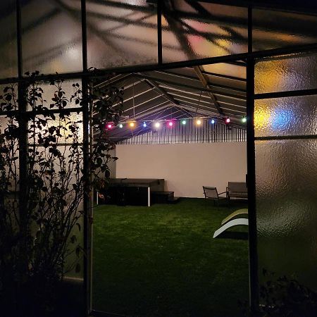 Gite De Charme Proche Loire A Velo Avec Jacuzzi Privatif Savonnières 外观 照片