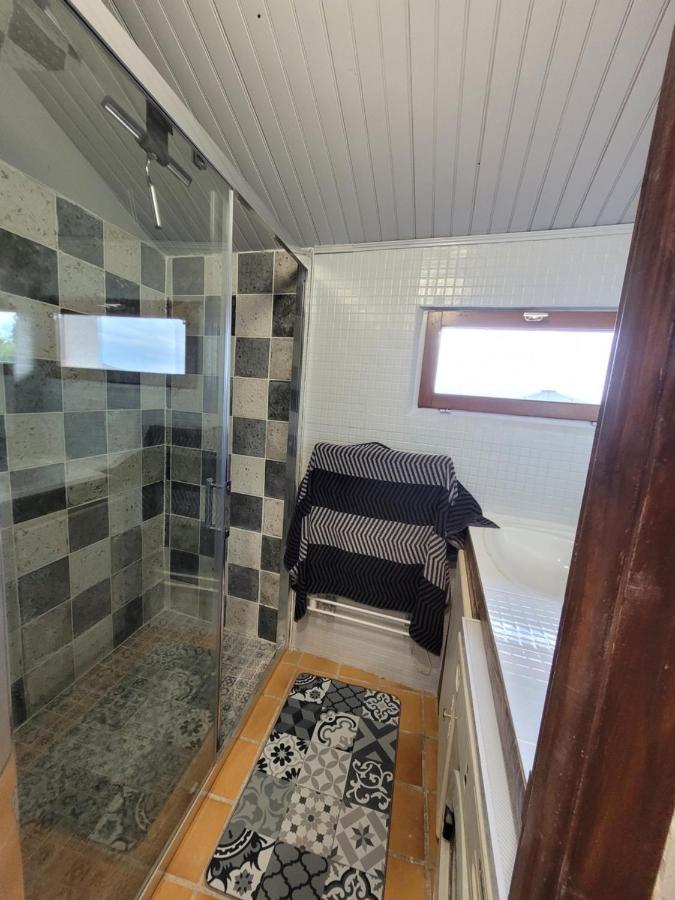 Gite De Charme Proche Loire A Velo Avec Jacuzzi Privatif Savonnières 外观 照片
