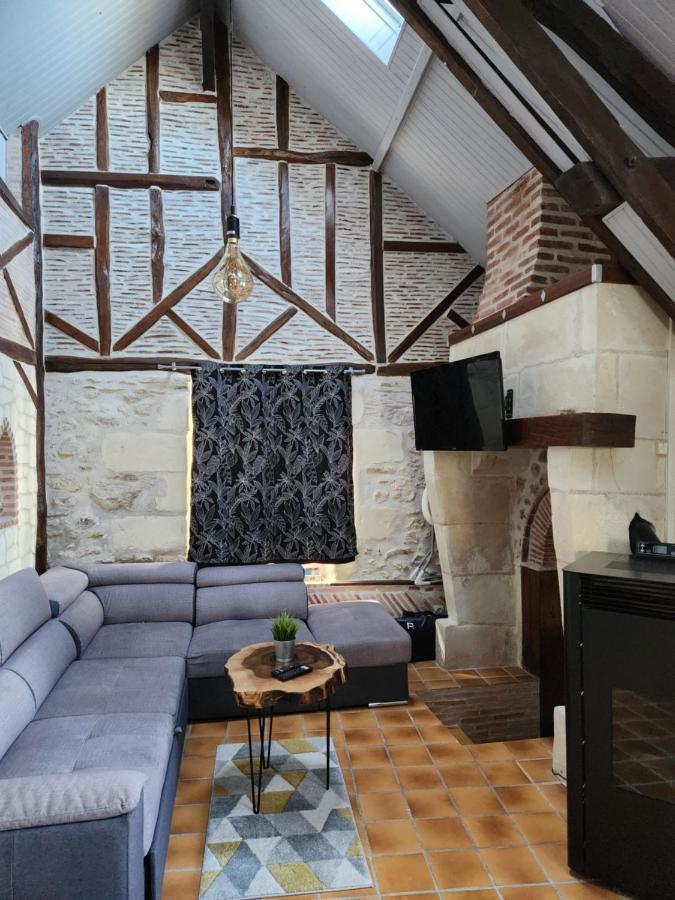 Gite De Charme Proche Loire A Velo Avec Jacuzzi Privatif Savonnières 外观 照片